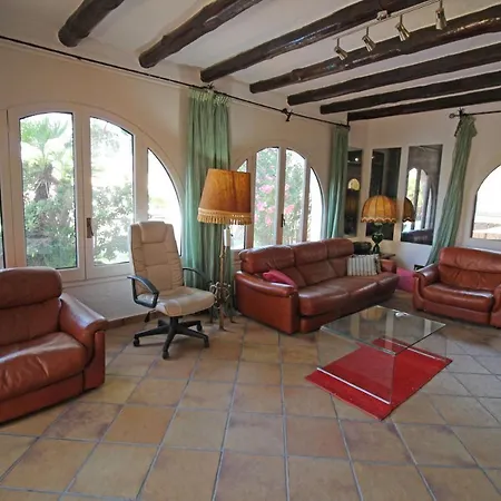 Villa Apart-rent Requesens 0003 Empuriabrava